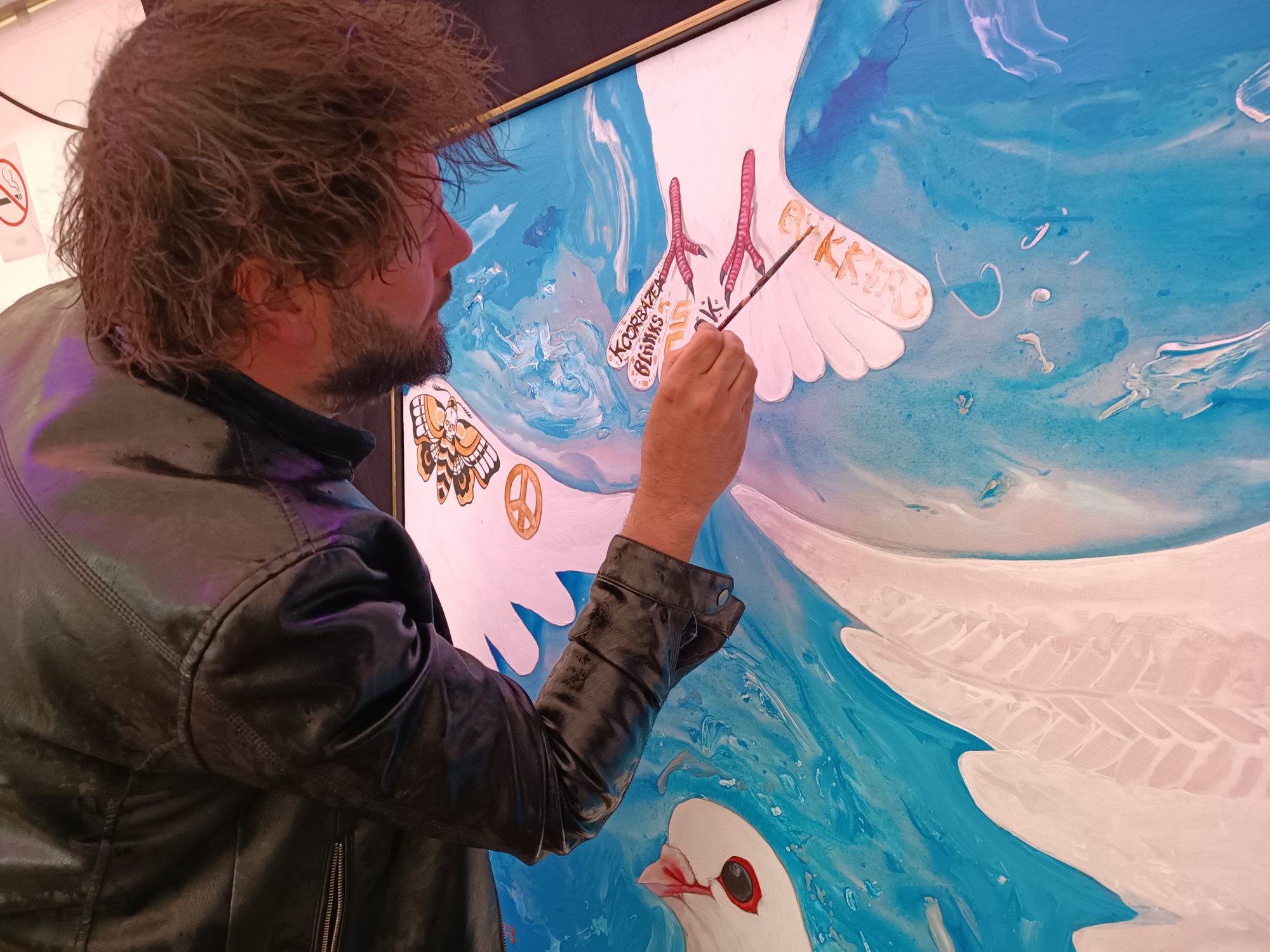 4 Doves – Team-Artwork by Dennie Boxem Bevrijdingsfestival BFO 5 mei – contribution by Hendrik Jan Bökkers